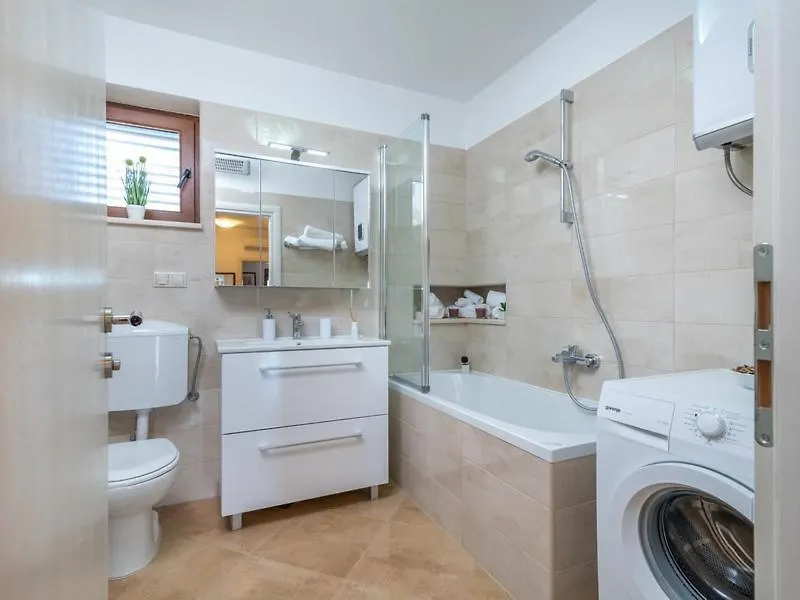Apartment Domi Trogir
